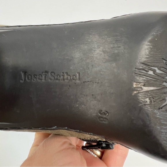 Josef Seibel Grey leather Pewter Gray Studded Ankle Boots Sz 38 - Picture 9 of 11